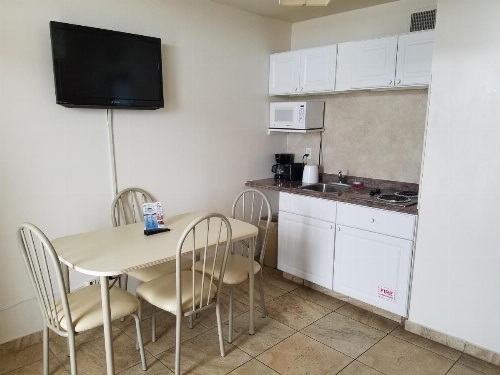 Beach Terrace Motor Inn image 13
