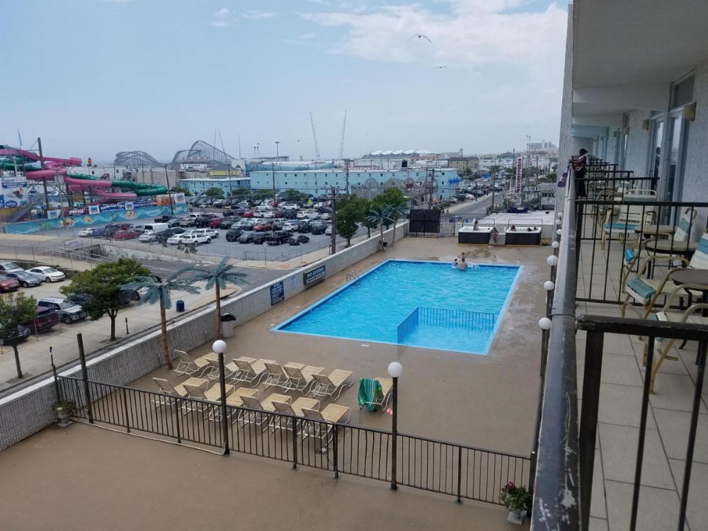 Beach Terrace Motor Inn Image 17